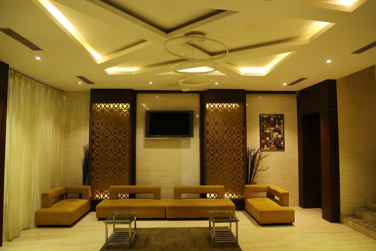 Avenue Hotel Chennai Exterior photo