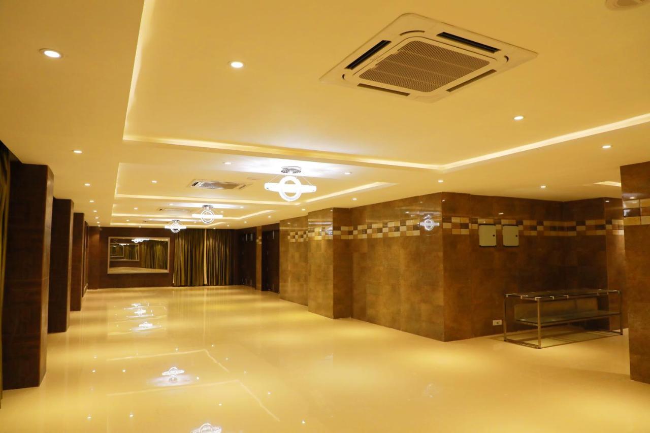 Avenue Hotel Chennai Exterior photo